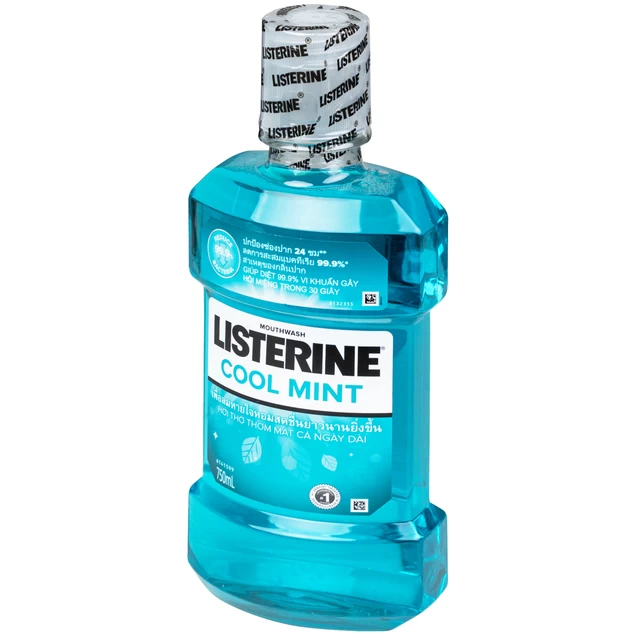 Nước súc miệng Listerine Cool Mint bảo vệ khoang miệng suốt 24h khỏi vi khuẩn hôi miệng, mảng bám, viêm nướu (chai 750ml)